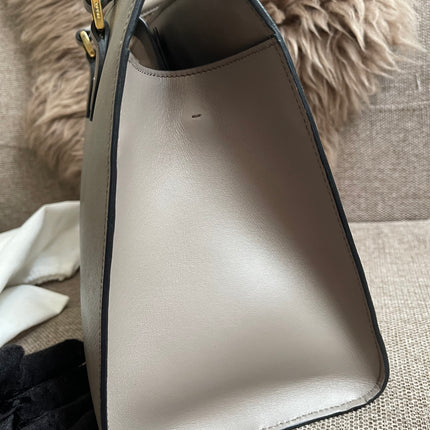 Preloved Authentic Prada Saffiano Lux Tote