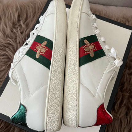 Preloved Authentic Ace Embroidered Low Top Sneakers in Leather SZ35