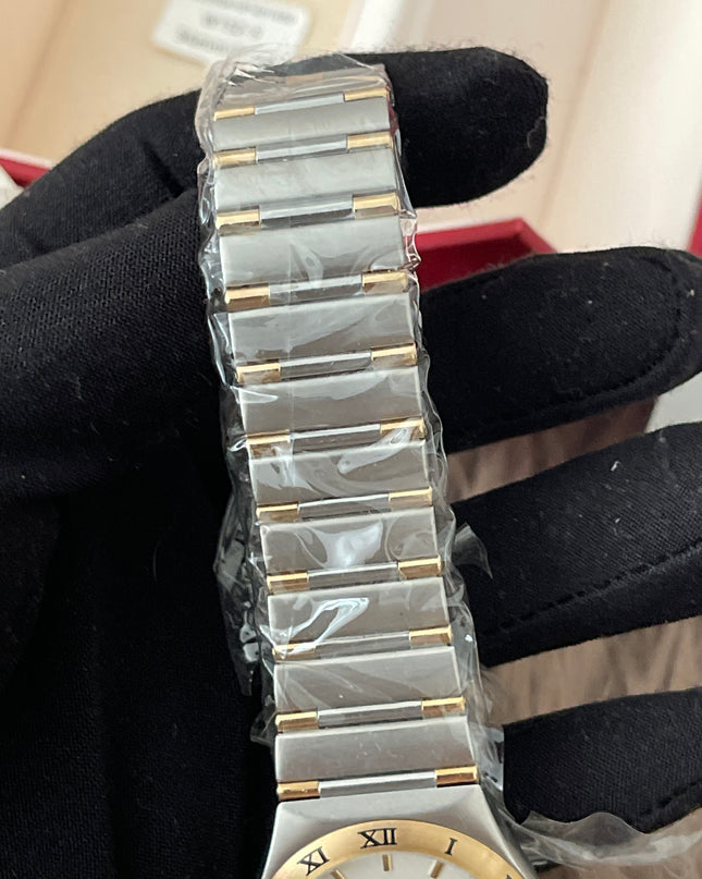 Preloved Authentic Omega Constellation 34mm/17cm, steel ‑ yellow gold on steel ‑ gold full bar