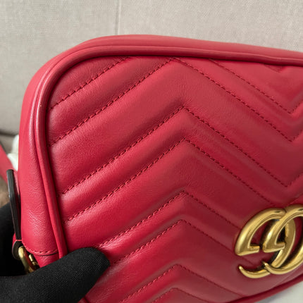 Preloved Authentic Gucci GG Marmont Camera Bag