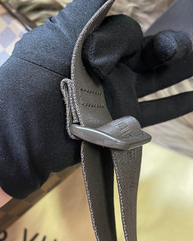 BIG DROP!! Preloved Louis Vuitton 2004 Olav PM shoulder bag