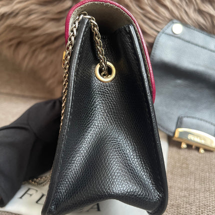 Preloved Authentic Furla Metropolis Mini Crossbody Bag Bicolor Black Fuchsia