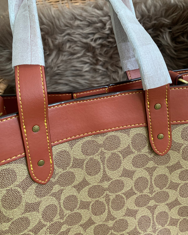 COACH Field Tote in Signature Canvas with Horse & Carriage Print