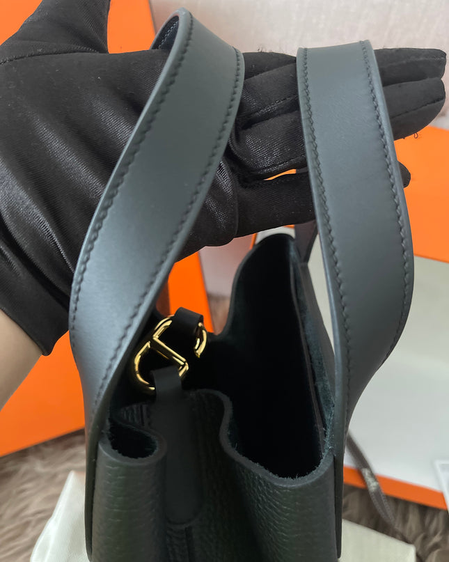 Preloved Authentic Hermès In-the-Loop 23 bag