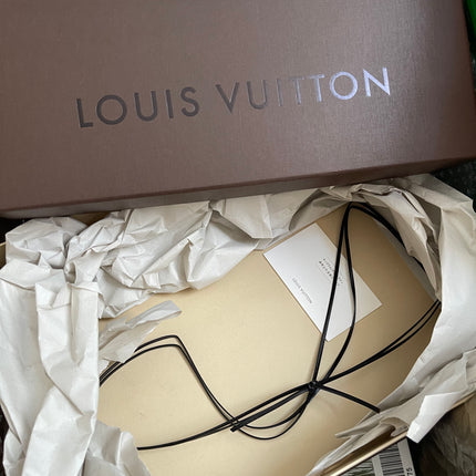 Preloved Louis Vuitton Pre-Owned
2004 Pochette Gange belt bag