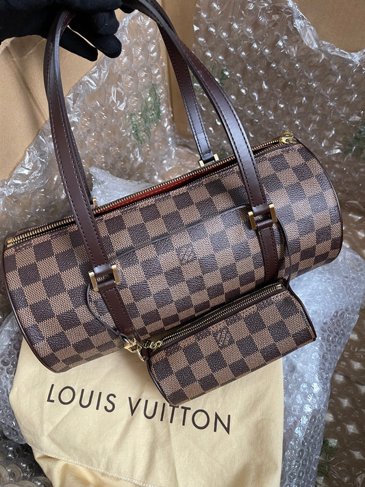 Prelove Louis Vuitton Pre-Owned
1990-2000s Papillon 30 w/provided strap