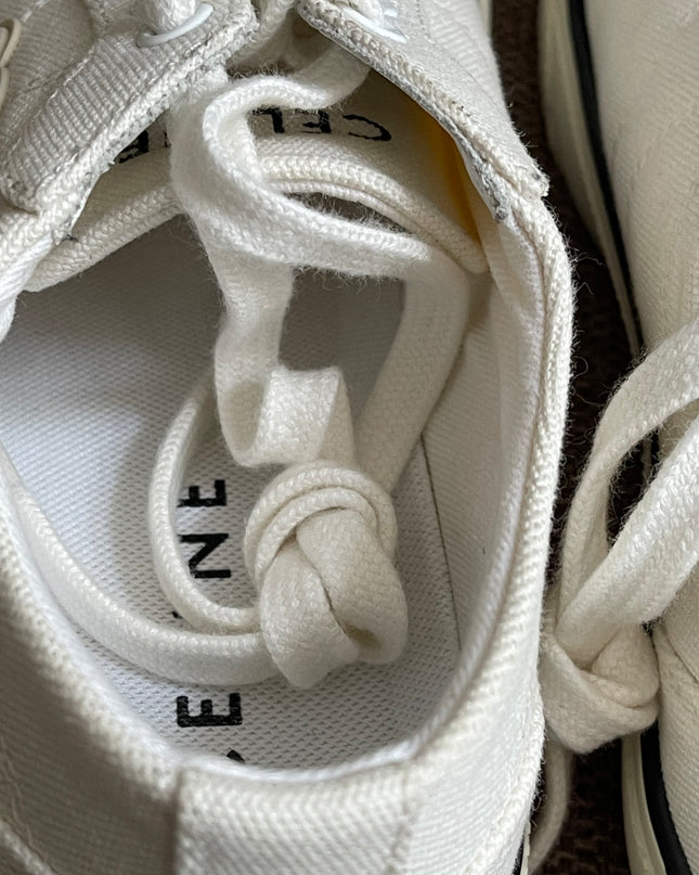 Preloved Authentic Celine Alan Sneaker with Triomphe in Canvas Off-White