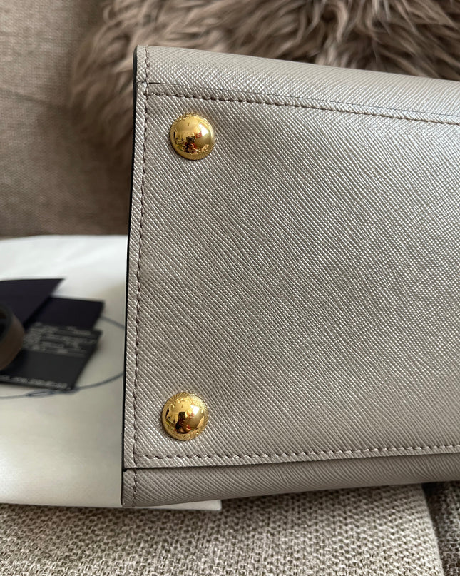 Preloved Authentic Prada Saffiano Lux Tote