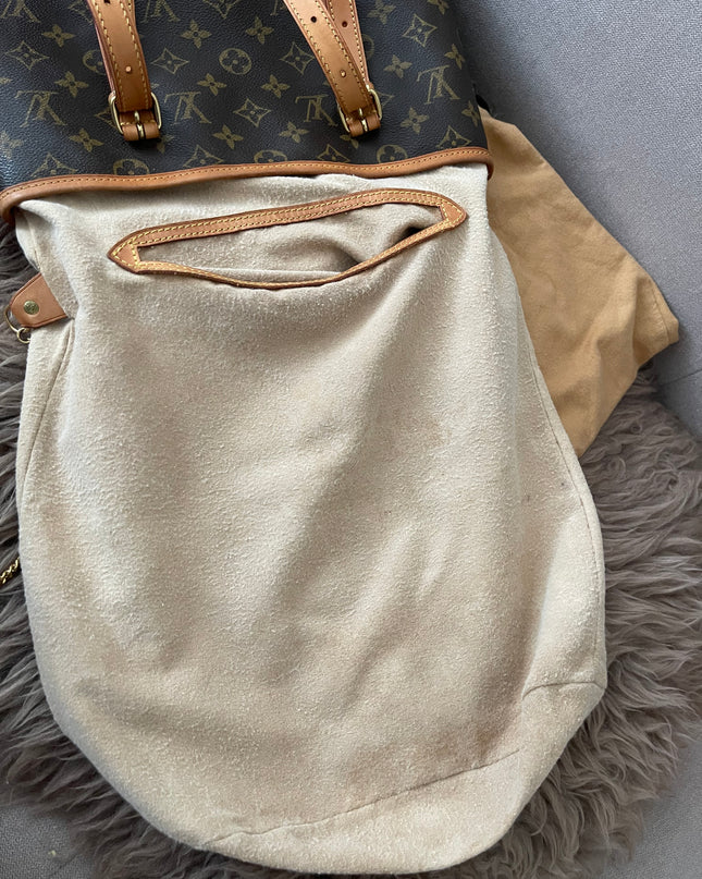Preloved Authentic Rank B- Louis Vuitton Pre-Owned 2004 GM monogram bucket bag