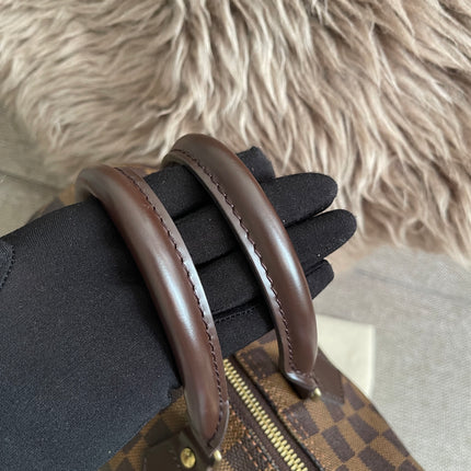 Preloved Authentic Louis Vuitton Speedy 25 — Damier Ebene