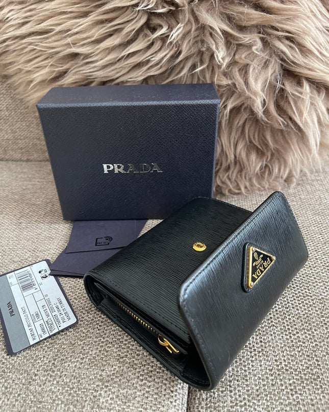 Preloved Authentic Prada Vitello Move Triangle Logo Trifold Wallet – Black
