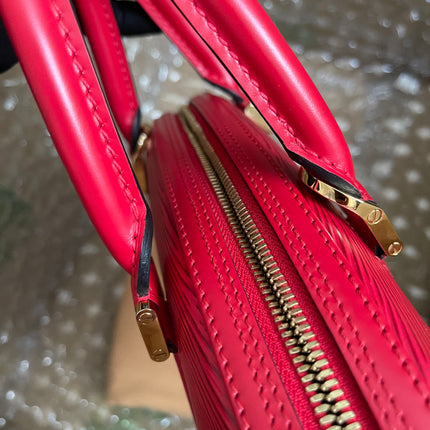 Preloved Louis Vuitton Red Epi Jasmin Handbag w/provided strap