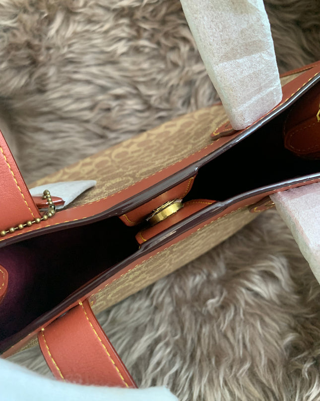 COACH Field Tote in Signature Canvas with Horse & Carriage Print