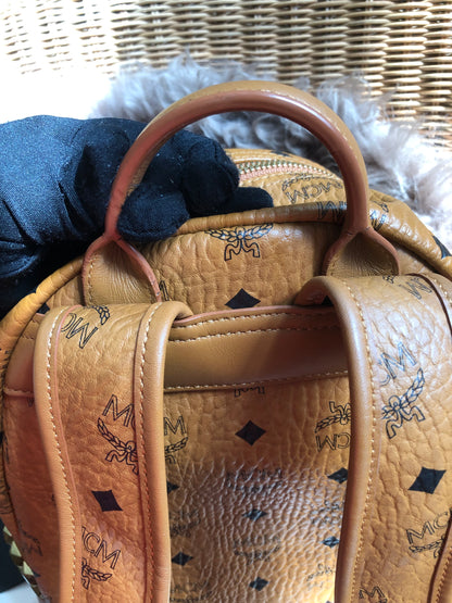 Preloved  MCM Stark Side Studs Backpack