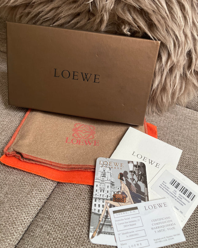 Preloved Authentic Loewe Bifold Wallet Black Grained Leather