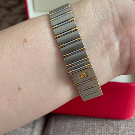 Preloved Authentic Omega Constellation 22.5 mm, Steel - Yellow Gold on Steel - Gold Full Bar