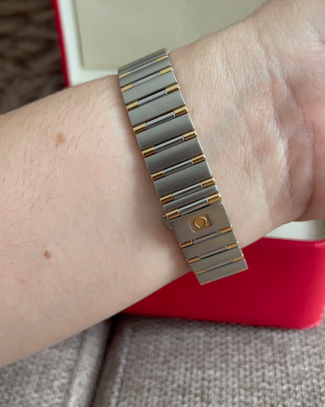 Preloved Authentic Omega Constellation 22.5 mm, Steel - Yellow Gold on Steel - Gold Full Bar