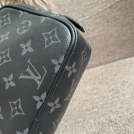 Preloved Authentic Louis Vuitton Monogram Eclipse Toiletry Pouch 25