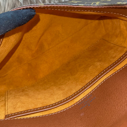 Preloved Authentic Louis Vuitton Musette Tango — Monogram Canvas