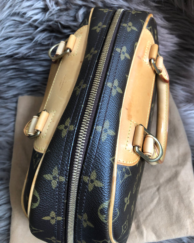 Preloved LOUIS VUITTON Monogram Trouville
