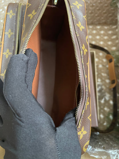 Preloved Louis Vuitton 2005 Nil messenger bag