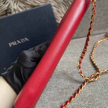Preloved Authentic Prada Saffiano Metal Wallet on Chain in Fuoco Red