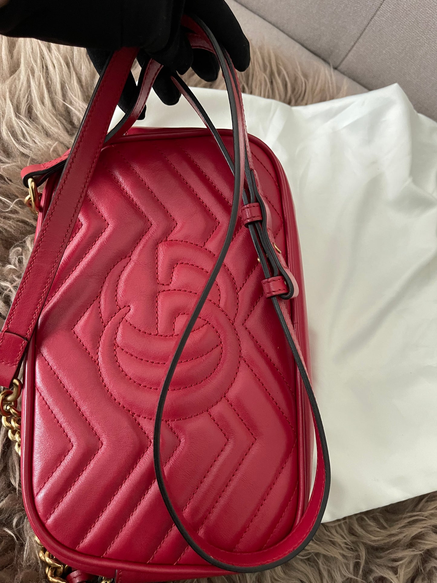 Preloved Authentic Gucci GG Marmont Camera Bag