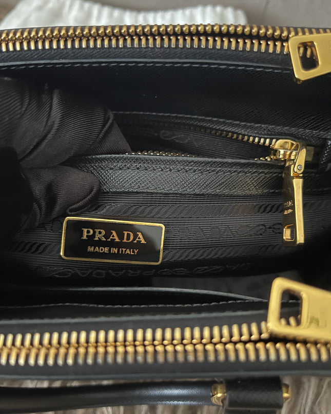 Preloved Authentic Small Prada Galleria Saffiano leather bag