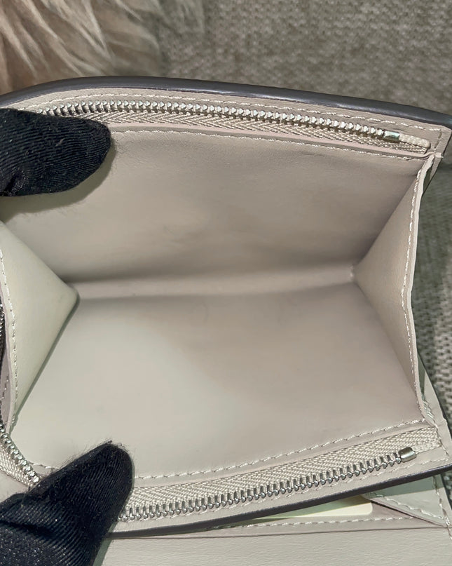 preloved AUTHENTIC Louis Vuitton Iris Compact Wallet – Mahina Galet