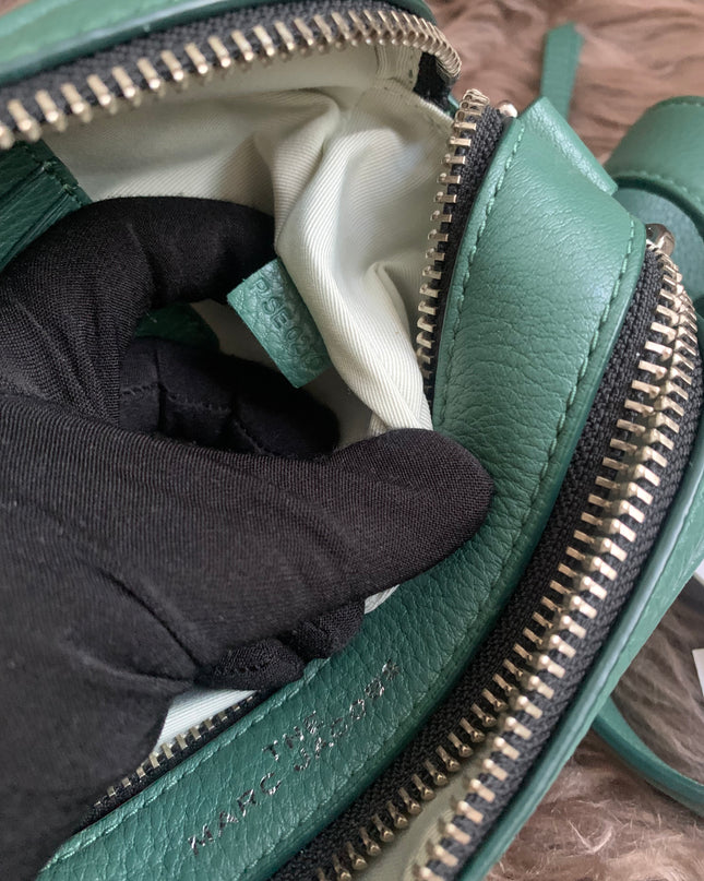 Marc Jacobs The Softshot 21 in cucumber green leather silver-tone hardware