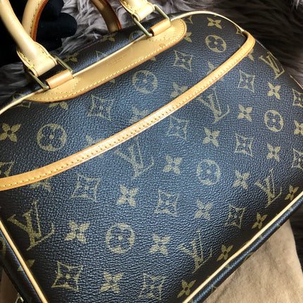 Preloved LOUIS VUITTON Monogram Trouville