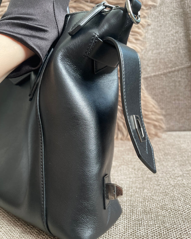Preloved Authentic Givenchy Antigona Soft Small Bag Black Leather