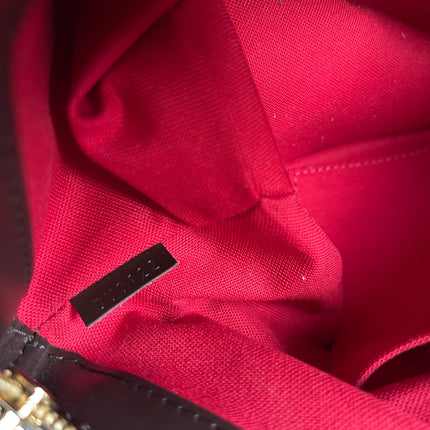 Preloved Louis Vuitton Pre-Owned
2012 Verona PM shoulder bag w/provided strap