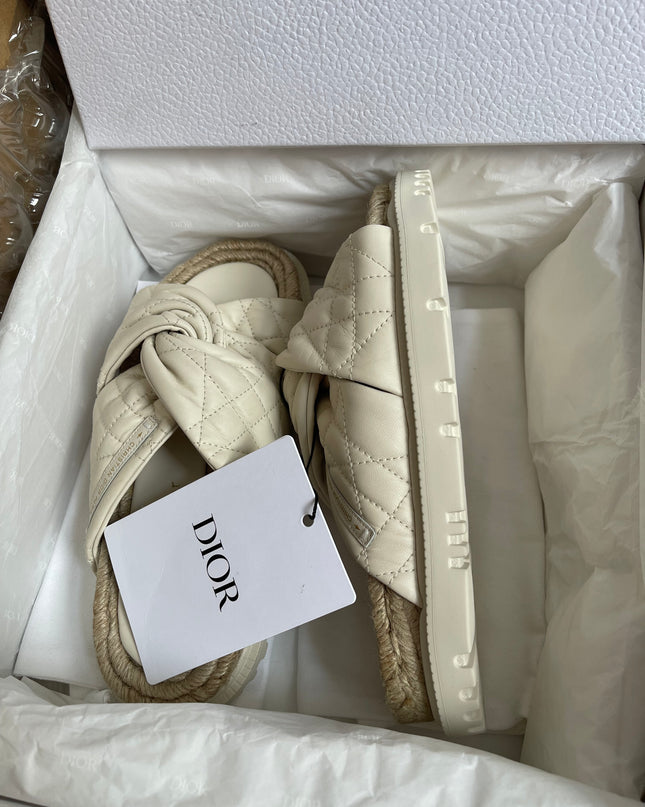 UNUSED Christian Dior White Cannage D Twist Slide Sandal 37
