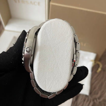 Preloved Authentic Versace Hellenyium Automatic watch with a grey dial