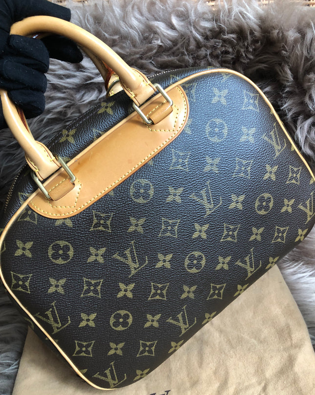 Preloved LOUIS VUITTON Monogram Trouville