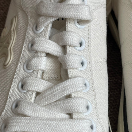 Preloved Authentic Celine Alan Sneaker with Triomphe in Canvas Off-White