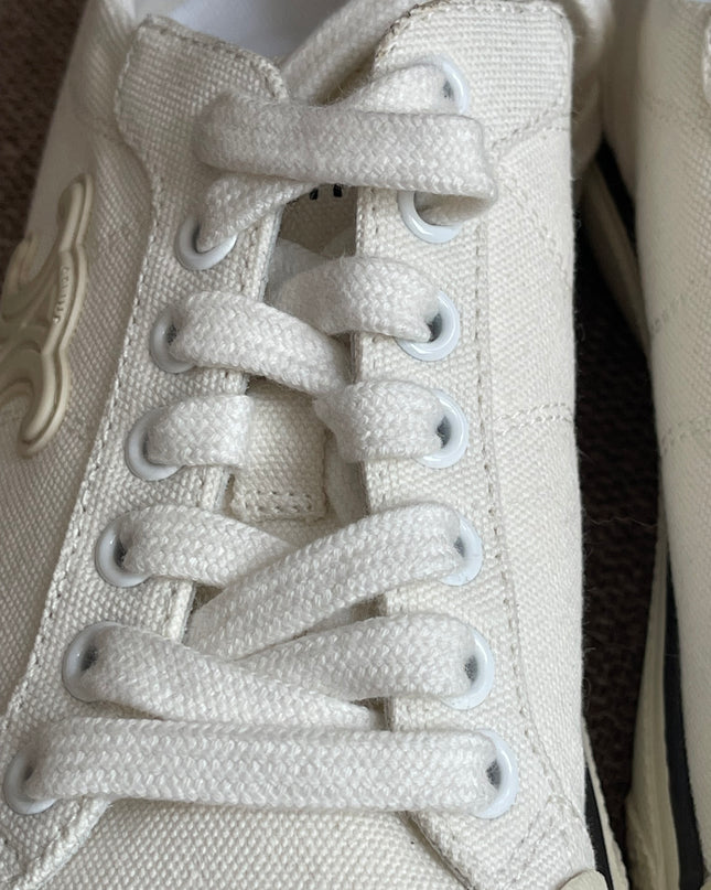 Preloved Authentic Celine Alan Sneaker with Triomphe in Canvas Off-White