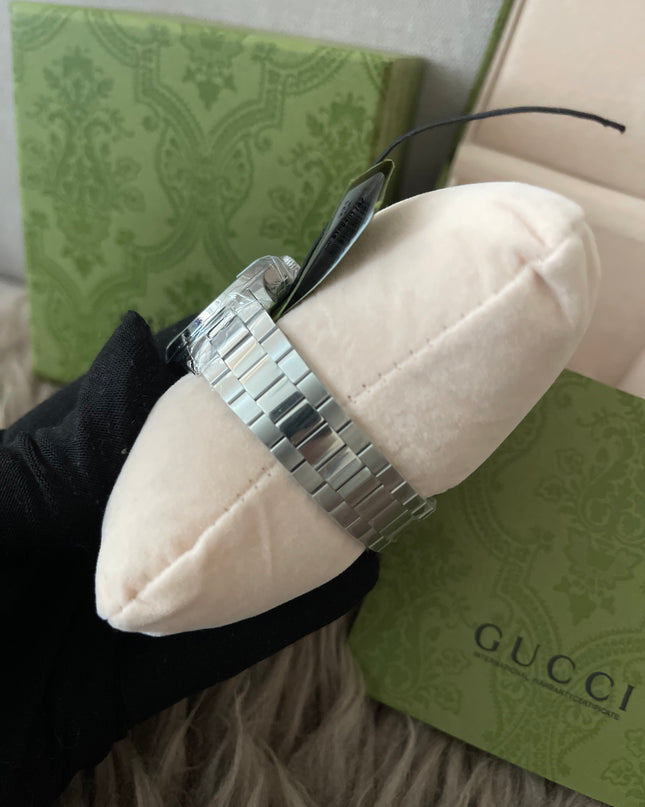 Preloved Authentic unused Gucci G-Timeless bee 32mm stainless steel watch