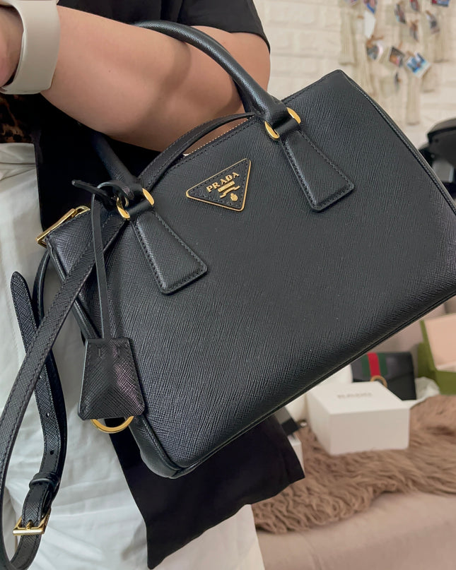 Preloved Authentic Small Prada Galleria Saffiano leather bag
