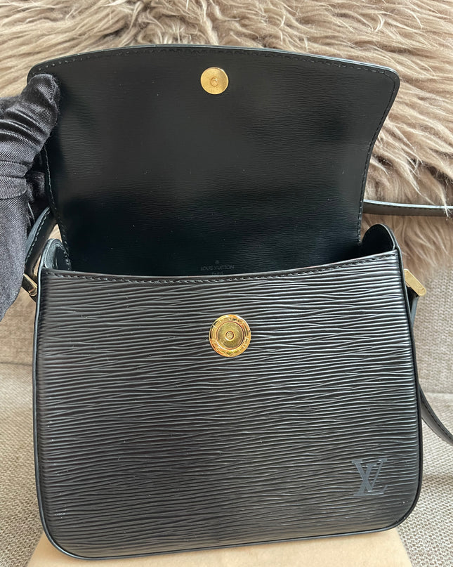 Preloved Authentic Louis Vuitton Epi Buci Crossbody Bag