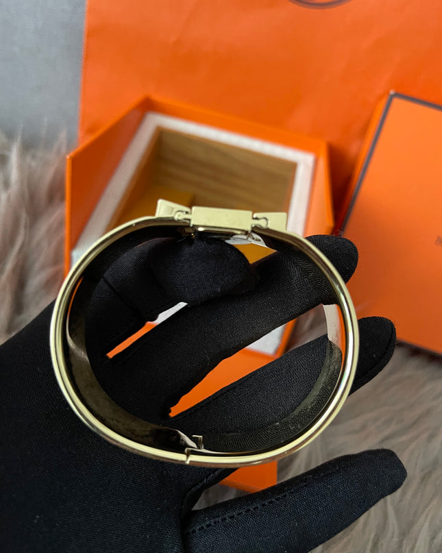 Preloved Authentic Hermès Loquet Watch