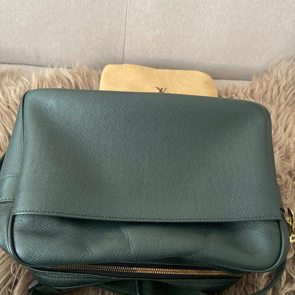 Preloved Authentic Louis Vuitton Green Taiga Leather Reporter PM Messenger Bag