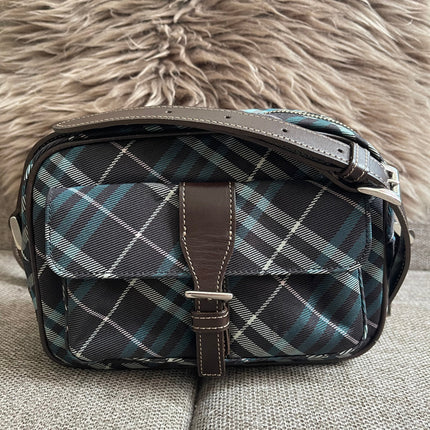 Preloved Authentic Burberry Nova Check Tartan Crossbody Camera Bag