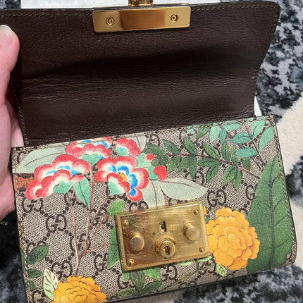 Preloved Authentic Gucci GG Supreme Small Tian Padlock Bag