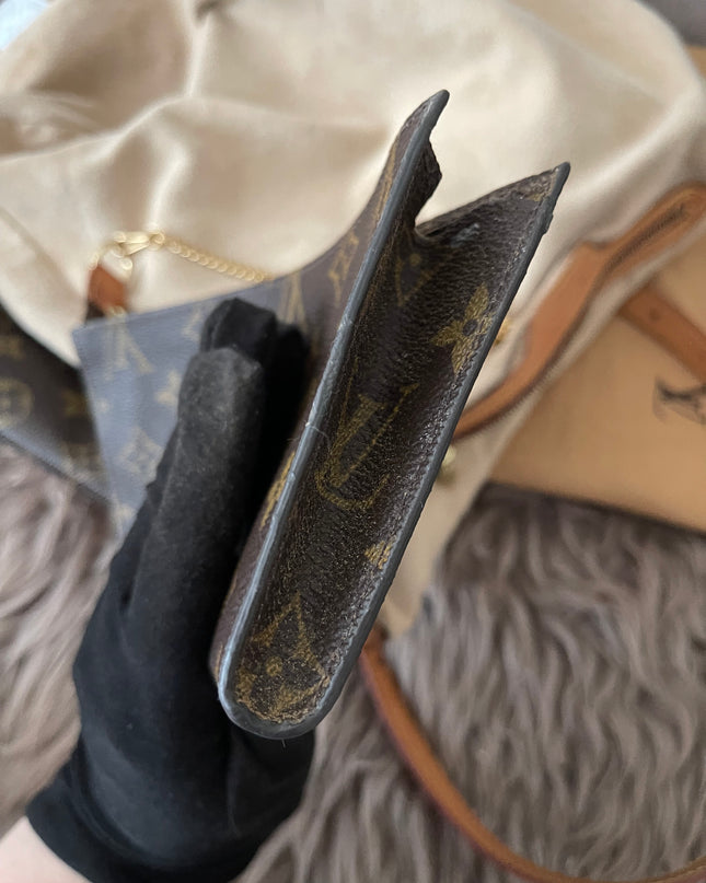 Preloved Authentic Rank B- Louis Vuitton Pre-Owned 2004 GM monogram bucket bag