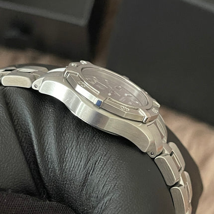 Preloved Authentic Rank A- TAG Heuer 2000 Professional / Exclusive Series Watch