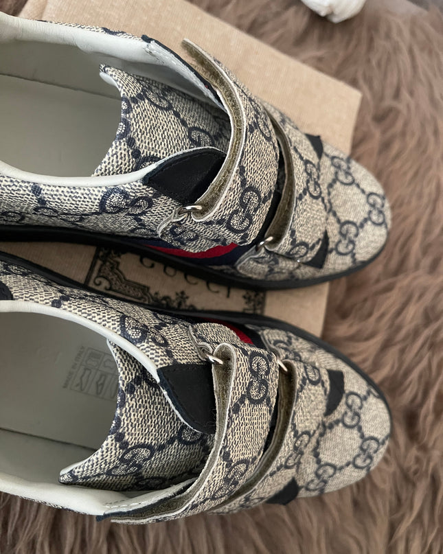 Preloved Authentic Gucci Kids Ace Sneakers (GG Supreme) sz 31