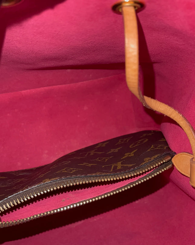 Preloved Authentic Louis Vuitton NéoNoé BB — Monogram Love Lock (Limited Edition)