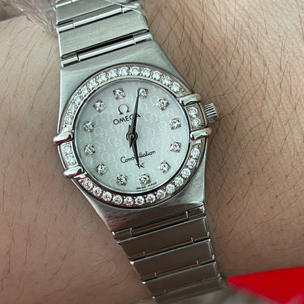 Preloved Authentic Omega Mother Of Pearl Stainless Steel Diamond Constellation